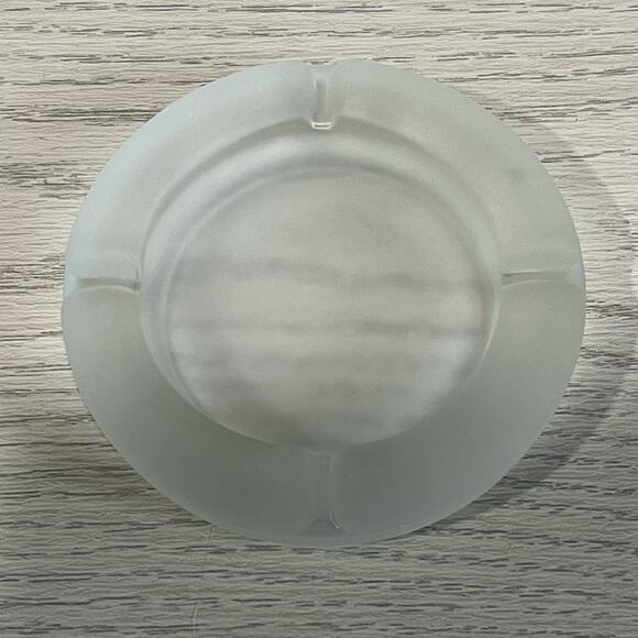 Indiana Tiara Satin Frosted Glass Ashtray Vintage 1950s USA Made 4.5" Diameter - Picture 1 of 4